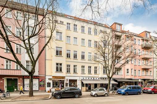 Vorderansicht - Erdgeschosswohnung in 10245 Berlin mit 142m² kaufen