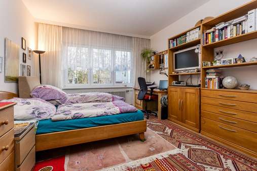 Schlafzimmer - Erdgeschosswohnung in 12207 Berlin mit 66m² kaufen