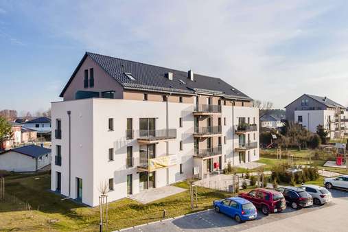 Außenansicht Außenansicht - Dachgeschosswohnung in 15741 Bestensee mit 100m² kaufen