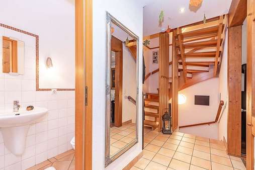Flur - Doppelhaushälfte in 12305 Berlin mit 125m² kaufen