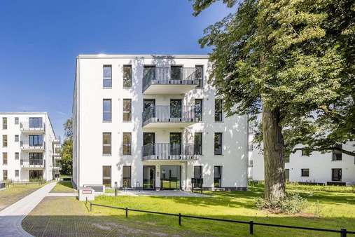 Außenansicht Eingang - Etagenwohnung in 15711 Königs Wusterhausen mit 60m² kaufen