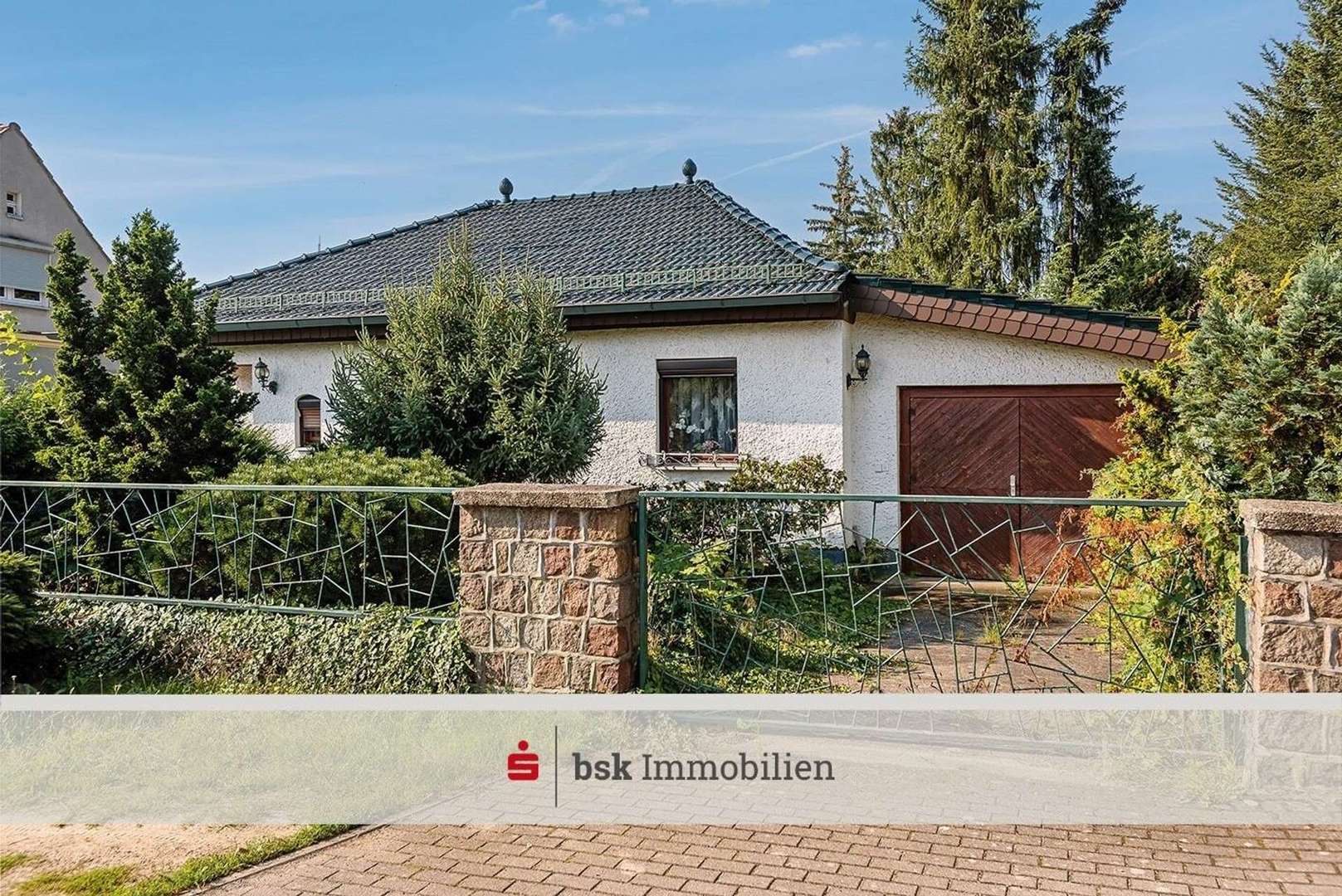 Toreinfahrt Garage - Einfamilienhaus in 15366 Neuenhagen bei Berlin mit 90m² kaufen