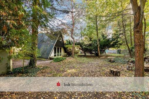 Bungalow - Grundstück in 12527 Berlin mit 1951m² kaufen