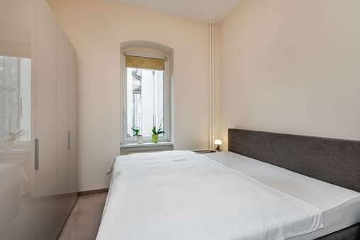 Schlafzimmer Schlafzimmer - Etagenwohnung in 12209 Berlin mit 139m² kaufen