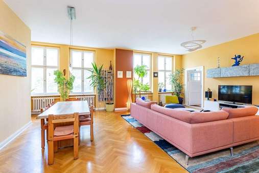 Wohnzimmer - Etagenwohnung in 12167 Berlin mit 168m² kaufen