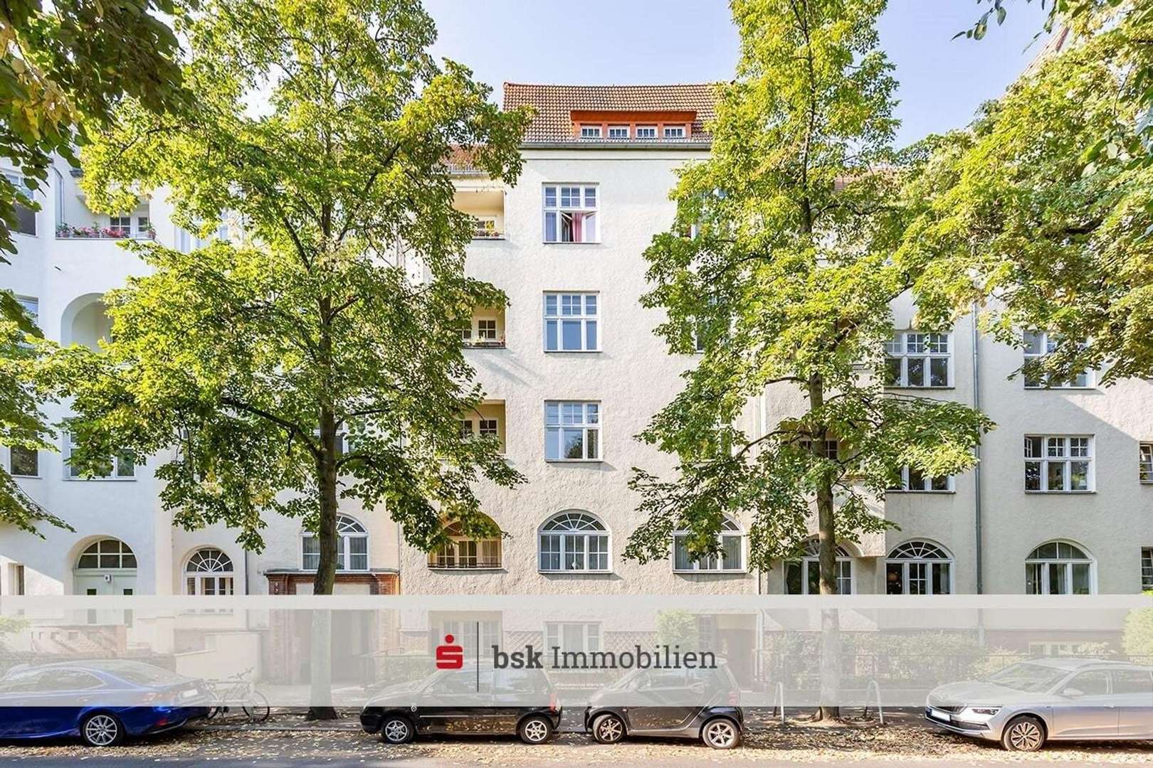 Straßenansicht  - Etagenwohnung in 12167 Berlin mit 168m² kaufen