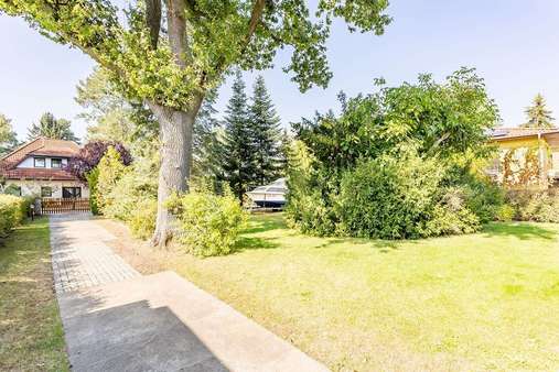 Auffahrt - Einfamilienhaus in 12527 Berlin mit 108m² kaufen