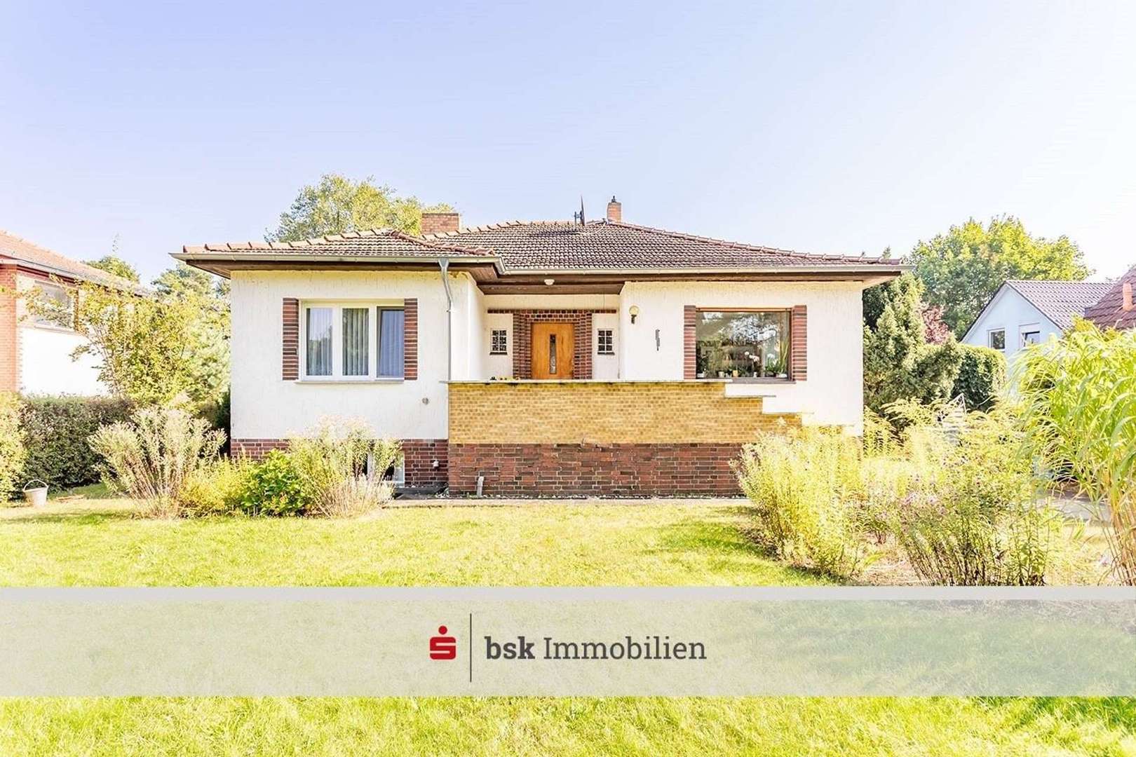 Hausansicht - Einfamilienhaus in 12527 Berlin mit 108m² kaufen