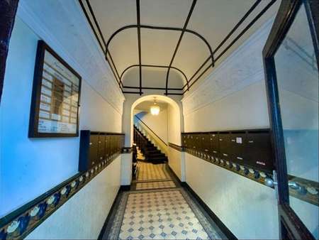Hausflur Hausflur - Etagenwohnung in 10717 Berlin mit 119m² kaufen