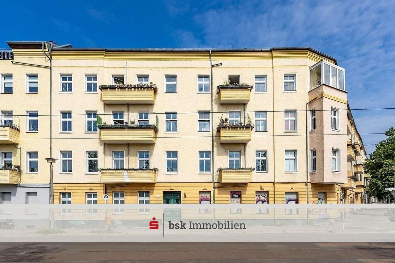 Vorderansicht - Dachgeschosswohnung in 10365 Berlin mit 132m² kaufen