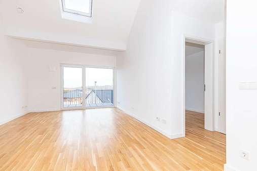 Beispiel Wohn- & Essbereich - Dachgeschosswohnung in 15741 Bestensee mit 122m² kaufen