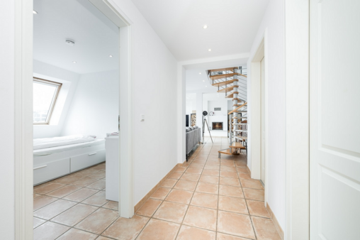 Flur - Dachgeschosswohnung in 10115 Berlin mit 144m² kaufen