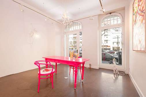 Fensterfront - Ladenlokal in 10627 Berlin mit 0m² kaufen