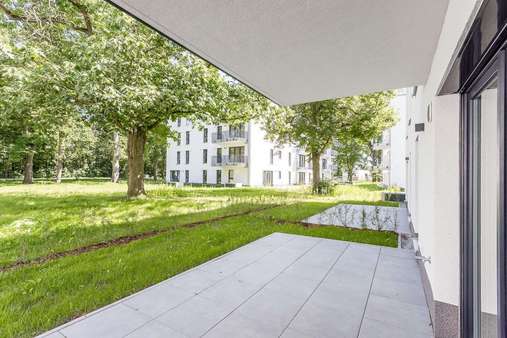 Außenansicht RichtungTerrasse  - Dachgeschosswohnung in 15711 Königs Wusterhausen mit 89m² kaufen
