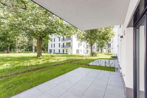 Außenansicht RichtungTerrasse  - Etagenwohnung in 15711 Königs Wusterhausen mit 84m² kaufen