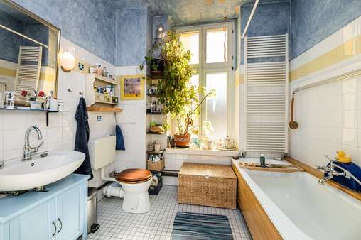 Badezimmer - Etagenwohnung in 10969 Berlin mit 136m² kaufen
