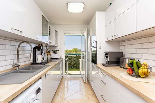 Küche - Etagenwohnung in 12627 Berlin mit 101m² kaufen