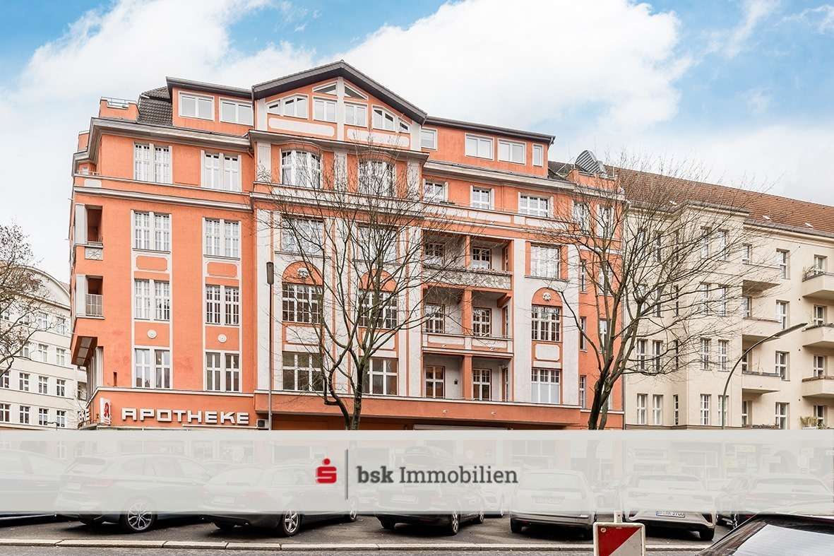 Hausansicht Hausansicht - Etagenwohnung in 12101 Berlin mit 217m² kaufen
