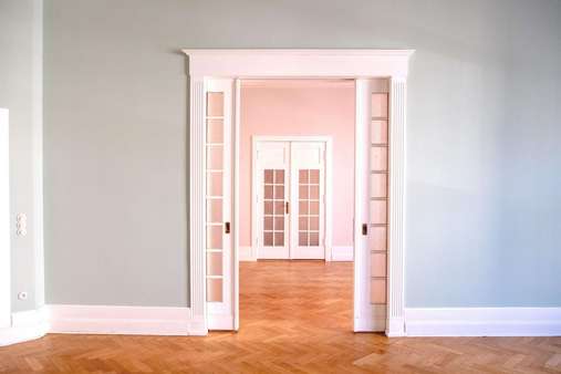 Verbindungstür zum Wohnzimmer - Haus in 12101 Berlin mit 217m² kaufen