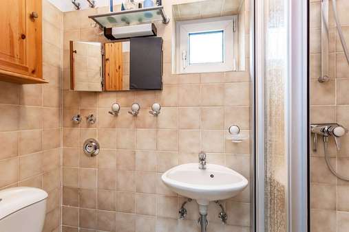 Gäste-WC - Etagenwohnung in 13589 Berlin mit 84m² kaufen