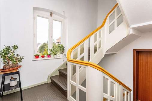 Hausflur - Etagenwohnung in 13589 Berlin mit 84m² kaufen