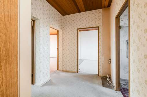 Flur - Etagenwohnung in 13581 Berlin mit 80m² kaufen