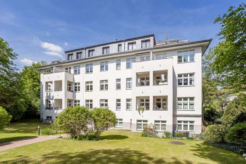 Hausansicht - Etagenwohnung in 12169 Berlin mit 98m² kaufen
