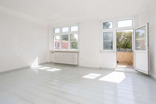 Wohnzimmer - Etagenwohnung in 12169 Berlin mit 98m² kaufen