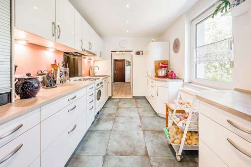 Küche im Haupthaus - Einfamilienhaus in 12526 Berlin mit 189m² kaufen