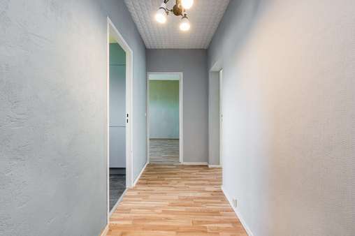 Flur - Etagenwohnung in 13437 Berlin mit 58m² kaufen