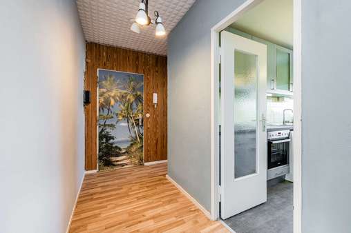 Flur - Etagenwohnung in 13437 Berlin mit 58m² kaufen