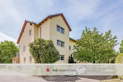 Helle Dachgeschosswohnung mit wunderschöner Dachterrasse