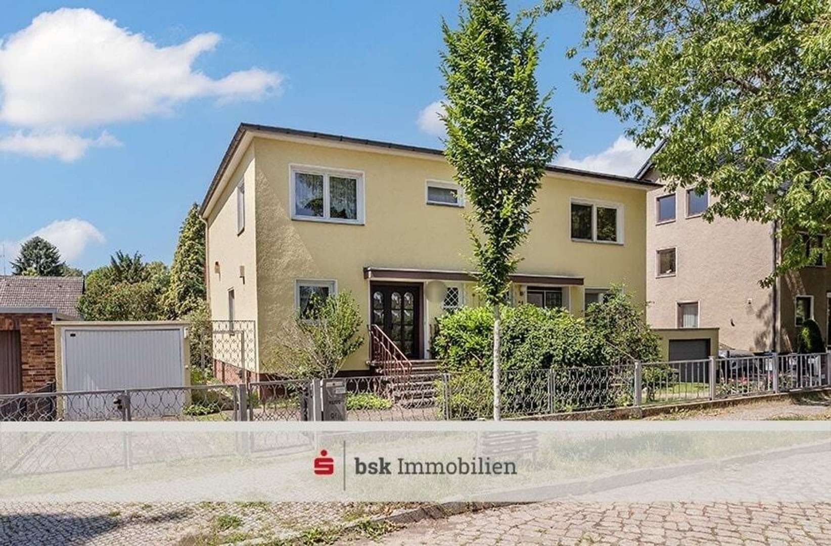 Vorderansicht Vorderansicht - Doppelhaushälfte in 12305 Berlin mit 117m² kaufen