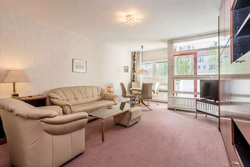 Wohnzimmer Wohnzimmer - Etagenwohnung in 10711 Berlin mit 38m² kaufen