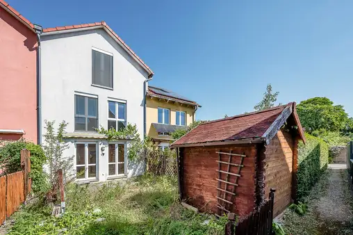 Gelegenheit: Reihenmittelhaus in guter Lage in Berlin-Biesdorf