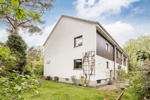 Außenansicht - Reihenendhaus in 14129 Berlin mit 100m² kaufen