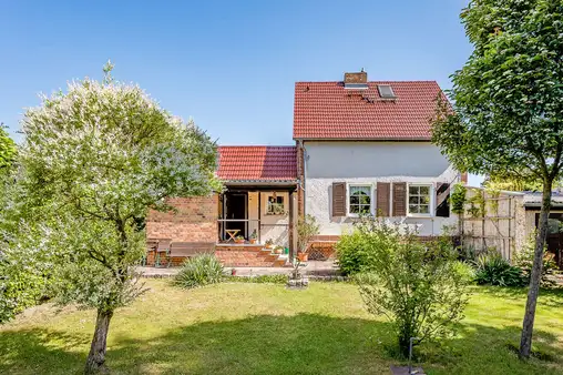 Charmantes Einfamilienhaus mit Garage nähe Kaulsdorfer Seen