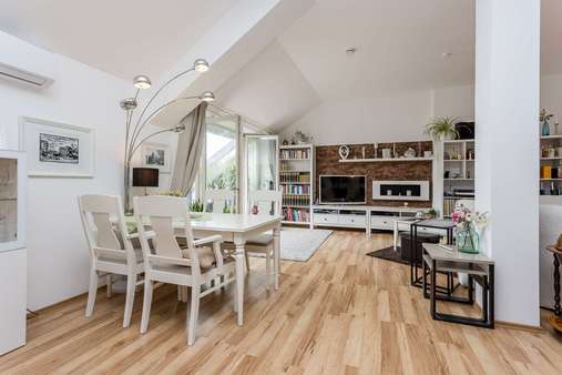 Essbereich Essbereich - Dachgeschosswohnung in 10318 Berlin mit 86m² kaufen