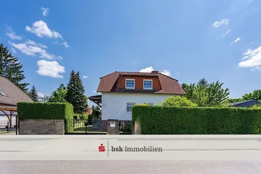 6 Zimmer EFH, 131 m² Wohnfläche und 1.329 m² teilbares Grundstück