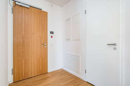 Eingangstür Eingangstür - Penthouse-Wohnung in 13055 Berlin mit 88m² kaufen