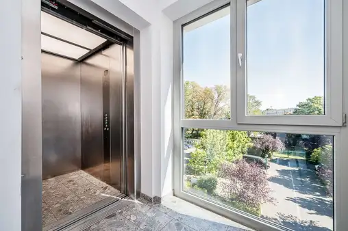 Erstbezug: 3 Zimmer Terrassenwunder in Alt-Hohenschönhausen
