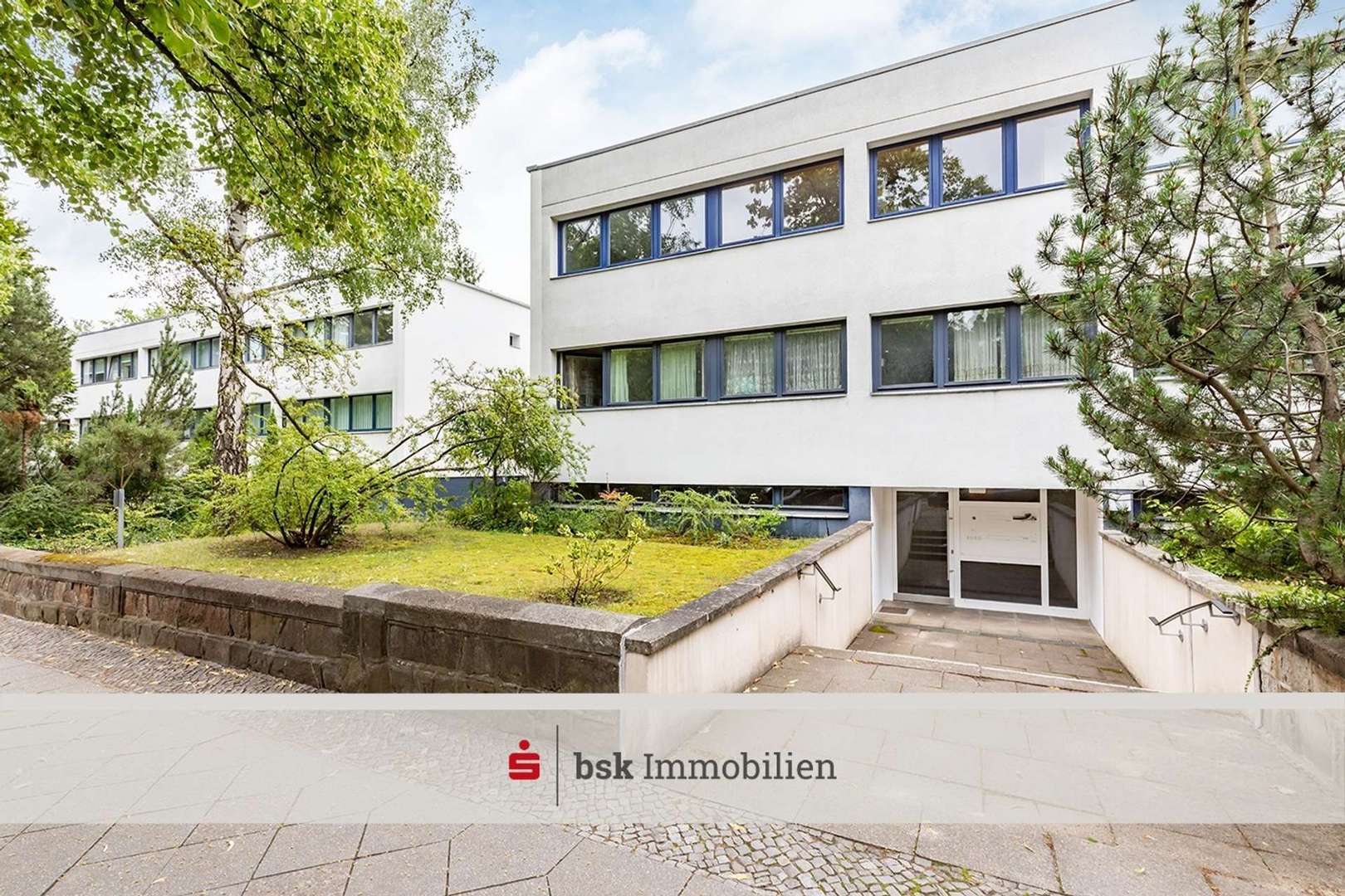 Hausansicht Hausansicht - Wohnung in 14199 Berlin mit 91m² kaufen