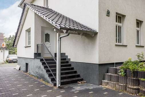 Hauseingang Hauseingang - Einfamilienhaus in 15366 Neuenhagen bei Berlin mit 176m² kaufen