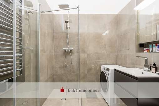 Badezimmer - Etagenwohnung in 10717 Berlin mit 67m² kaufen