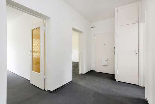 Flur - Wohnung in 14193 Berlin mit 68m² kaufen