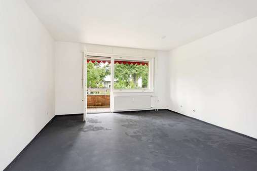 Wohnzimmer mit Balkonzugang - Wohnung in 14193 Berlin mit 68m² kaufen