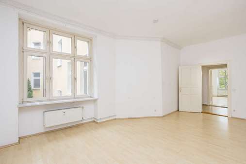 Schlafzimmer Schlafzimmer - Etagenwohnung in 10365 Berlin mit 113m² kaufen