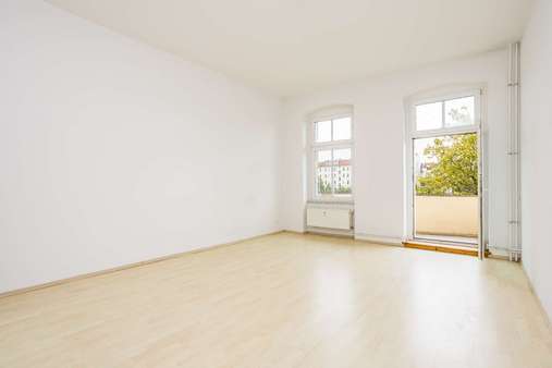 Wohnzimmer Wohnzimmer - Etagenwohnung in 10365 Berlin mit 113m² kaufen