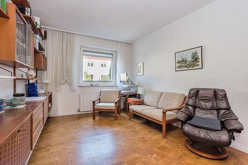 Wohnzimmer Wohnzimmer - Reihenmittelhaus in 12359 Berlin mit 94m² kaufen