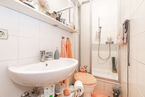 Badezimmer - Etagenwohnung in 10629 Berlin mit 36m² kaufen